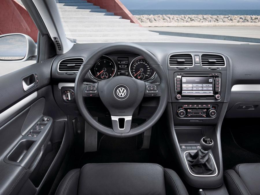  Volkswagen Golf VI Variant 2009 года  (фото 17 из 27)